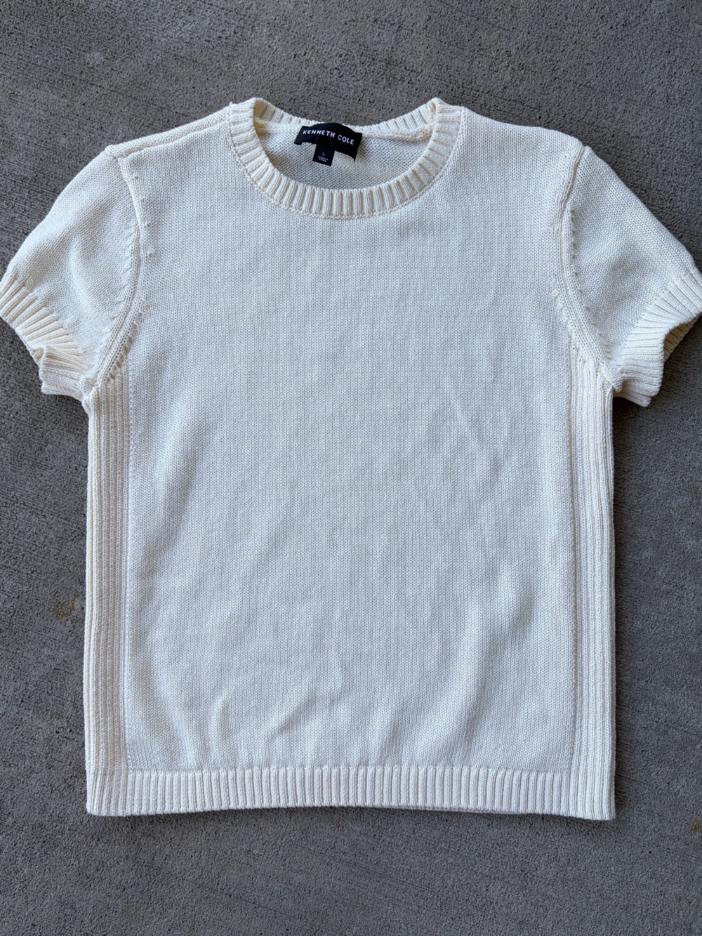 Kenneth Cole cream short sleeve sweater knit top NWOT